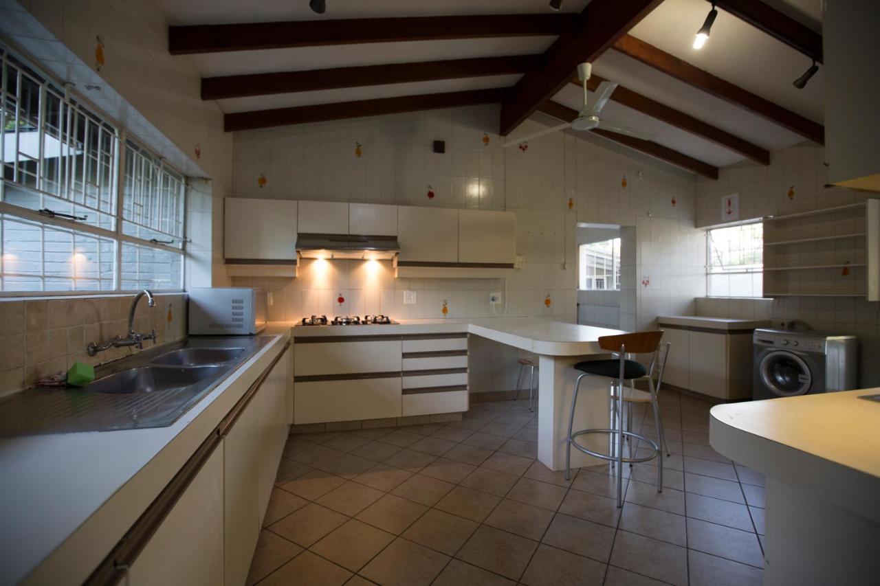 Dynasty Forest Sandown Serviced Apartments & Self Catering Hotel Γιοχάνεσμπουργκ Εξωτερικό φωτογραφία