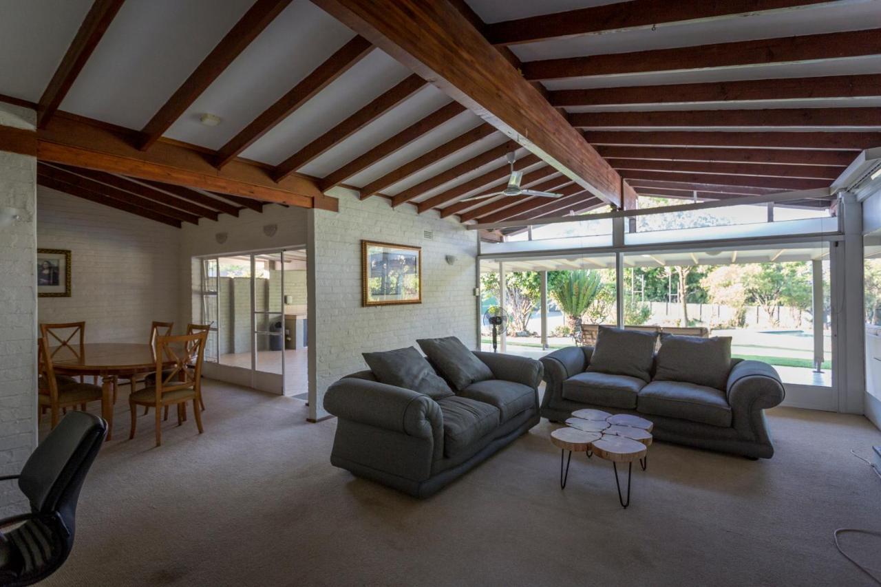 Dynasty Forest Sandown Serviced Apartments & Self Catering Hotel Γιοχάνεσμπουργκ Εξωτερικό φωτογραφία