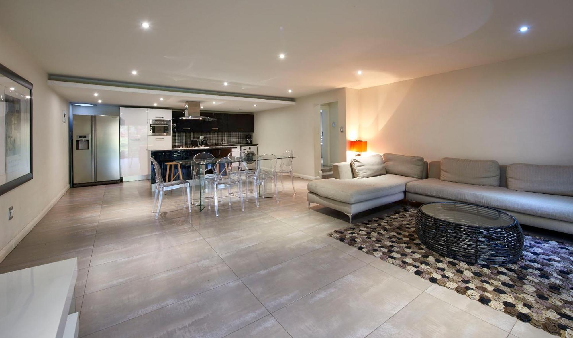 Dynasty Forest Sandown Serviced Apartments & Self Catering Hotel Γιοχάνεσμπουργκ Δωμάτιο φωτογραφία