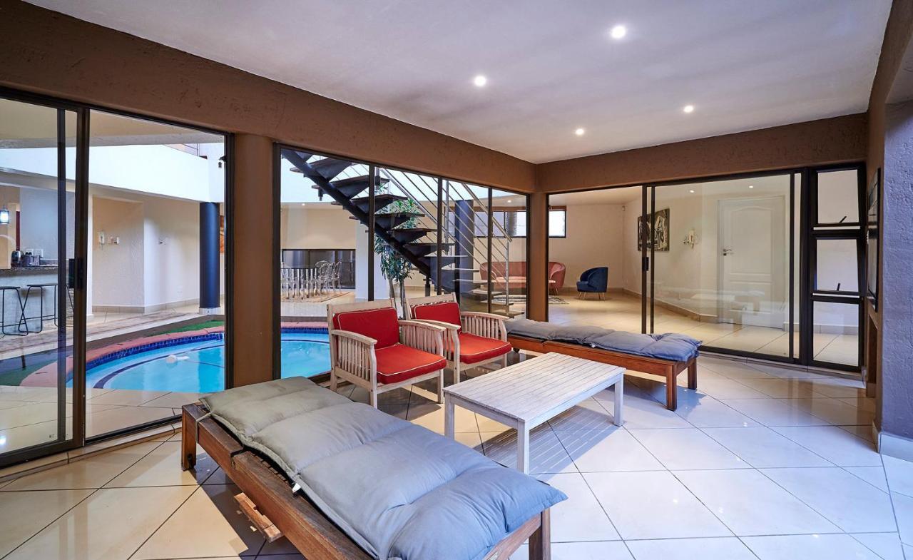 Dynasty Forest Sandown Serviced Apartments & Self Catering Hotel Γιοχάνεσμπουργκ Εξωτερικό φωτογραφία